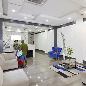 Hotel Senorial ***