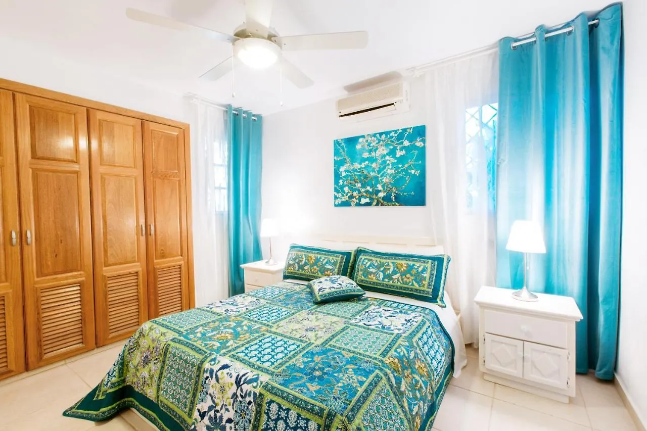 Tropicana Suites Beach Club And Pool Punta Cana Hotel